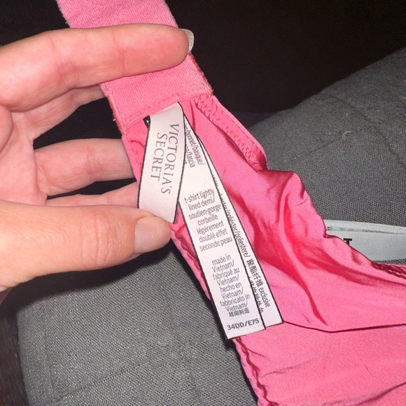 VS TShirt Bra - Picture 4 of 4